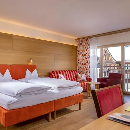 Hotel Walserberg 4*