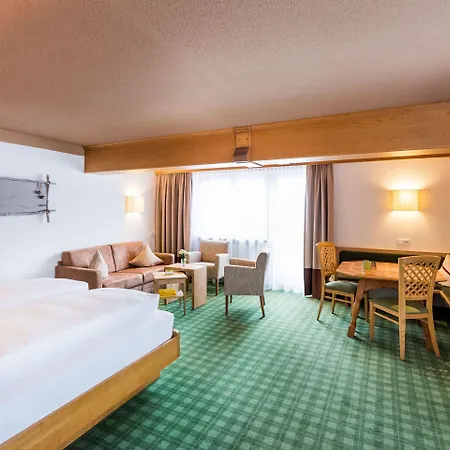 Walserberg Hotell 4*