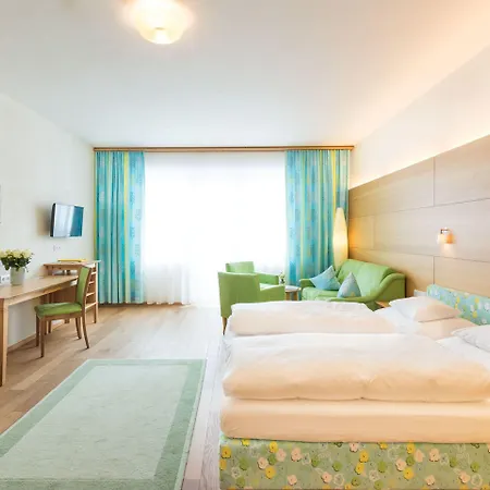 Hotell Walserberg 4*