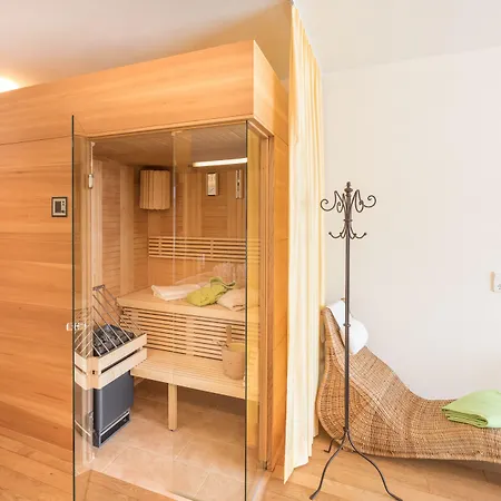 Walserberg Hotell 4*