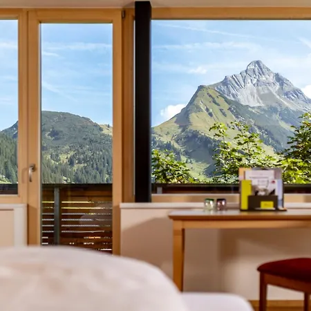 Hotell Walserberg 4*