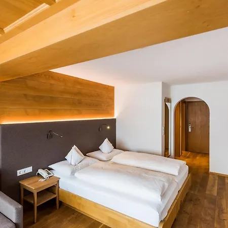 Walserberg Hotel Warth (Vorarlberg)